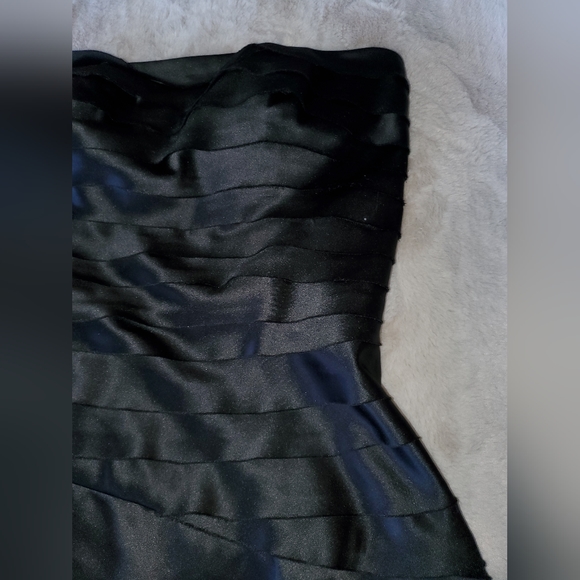 Jessica Simpson Black Satin Dress with Layers - Picture 4 of 9